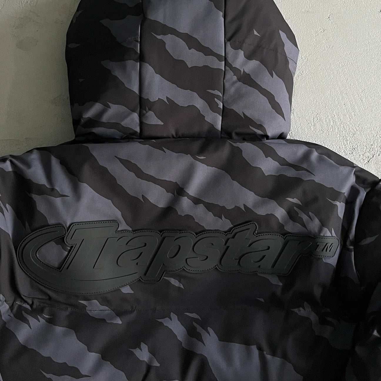 Trapstar Hyperdrive Technical Puffer Black Tiger Camo